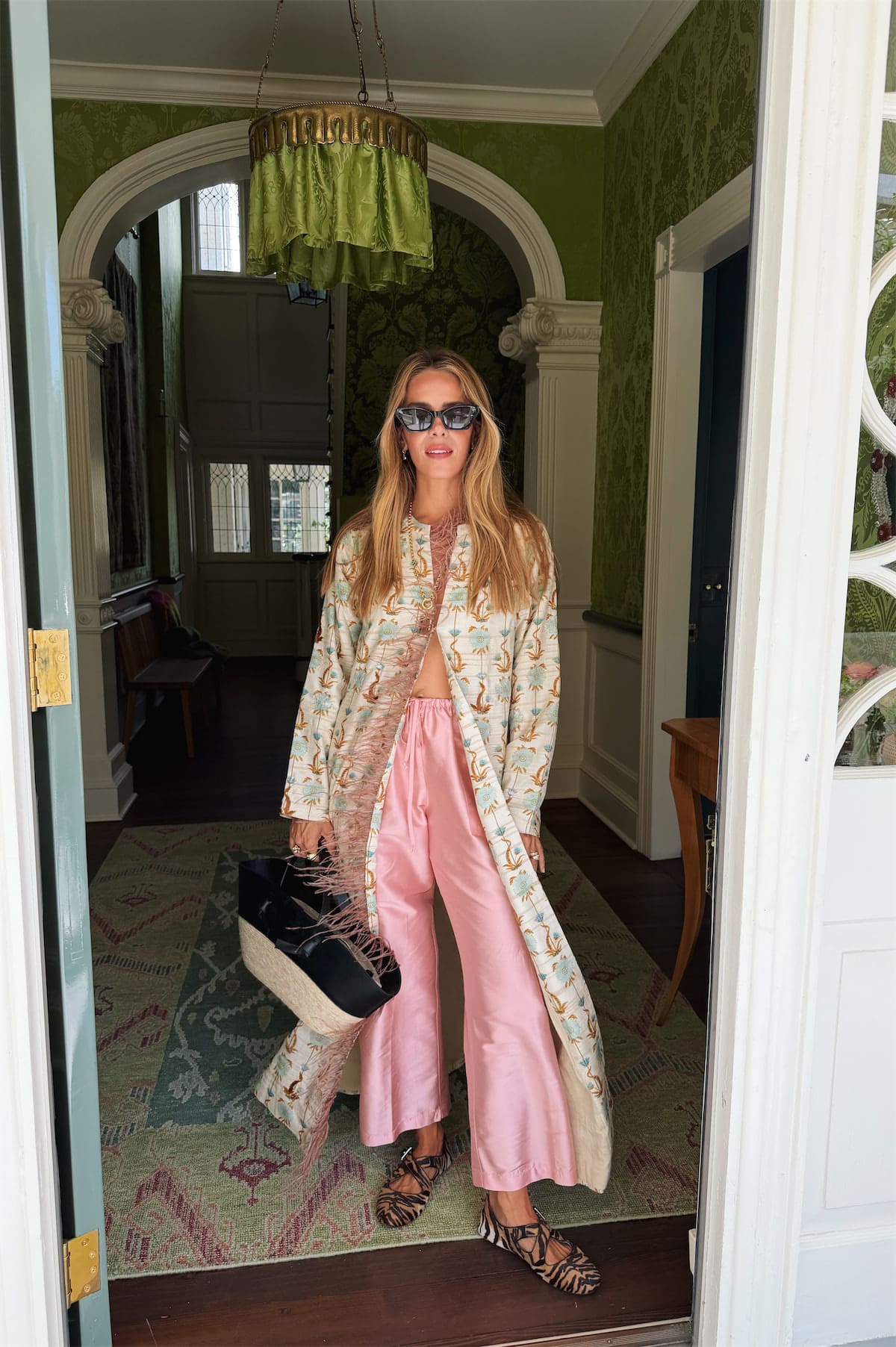 Satin doux et touche d'imprimé animal