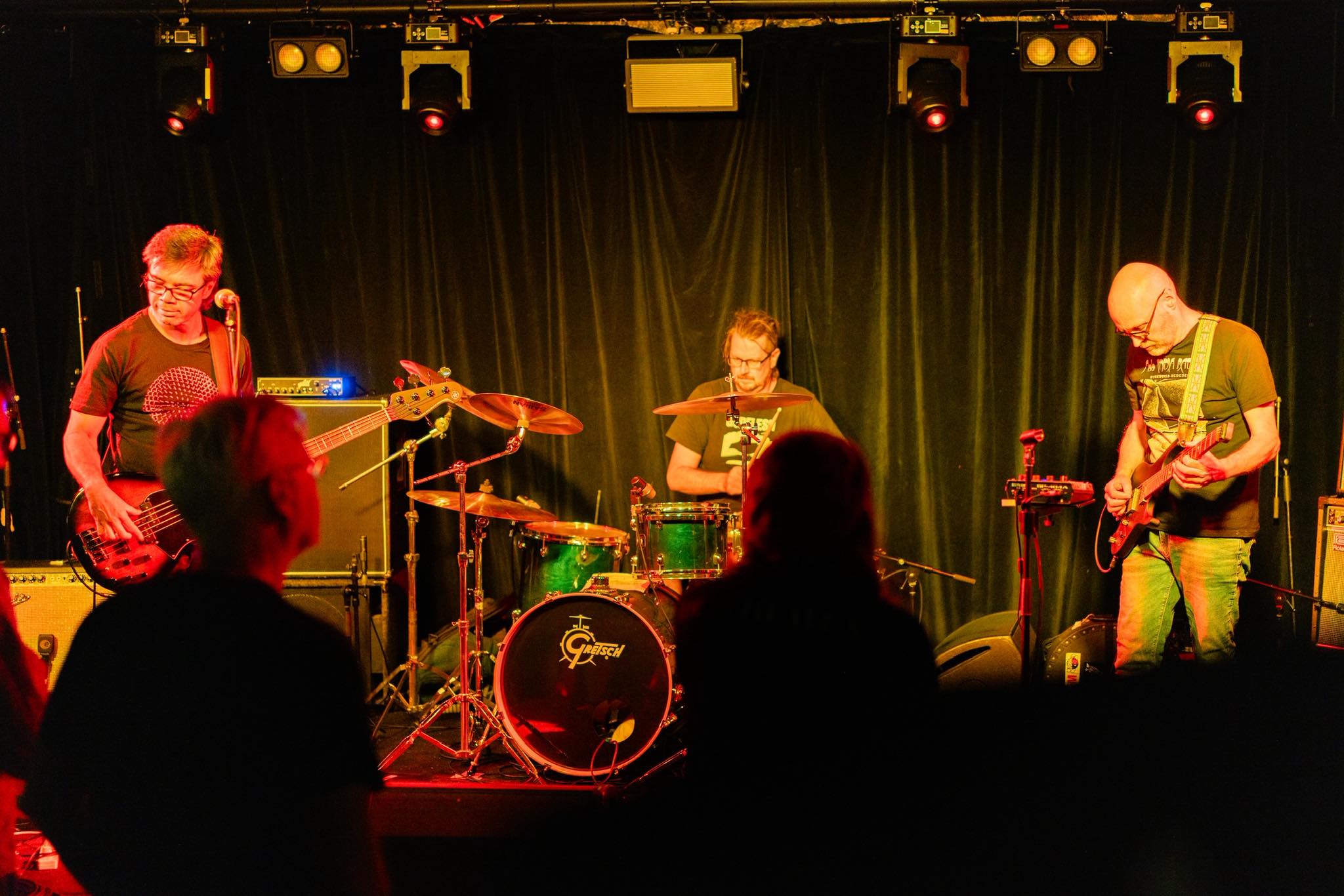 News : L'éthérée All India Radio annonce des performances live spéciales, y compris sa première apparition dans sa ville natale à Hobart