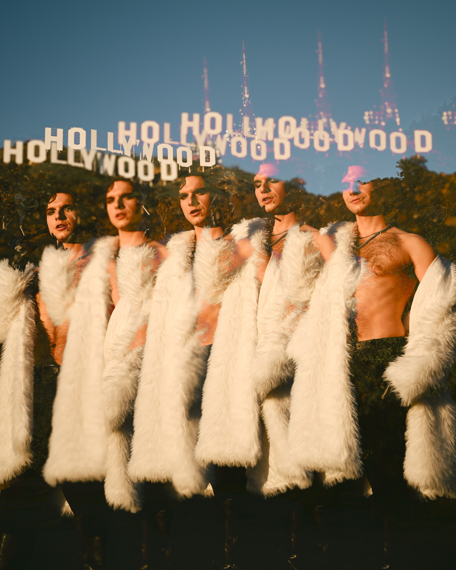 ^ “Walter Miller trouve la paix dans le bruit avec le nouveau single” Good Morning LA “”.