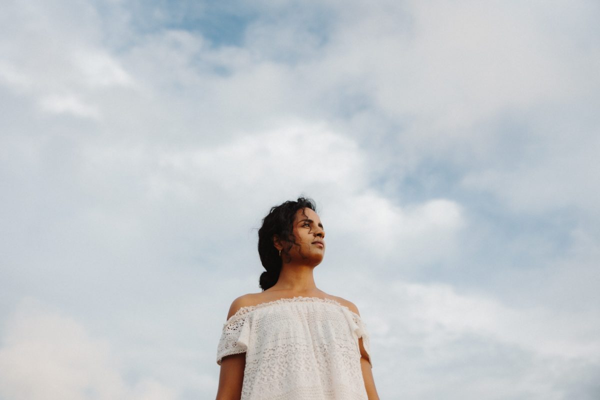 News : NAVINA partage son nouveau single « Rain »