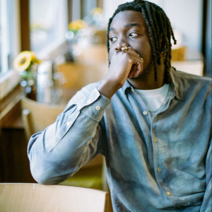 News : Le roi Yanz brille avec « No Favours »