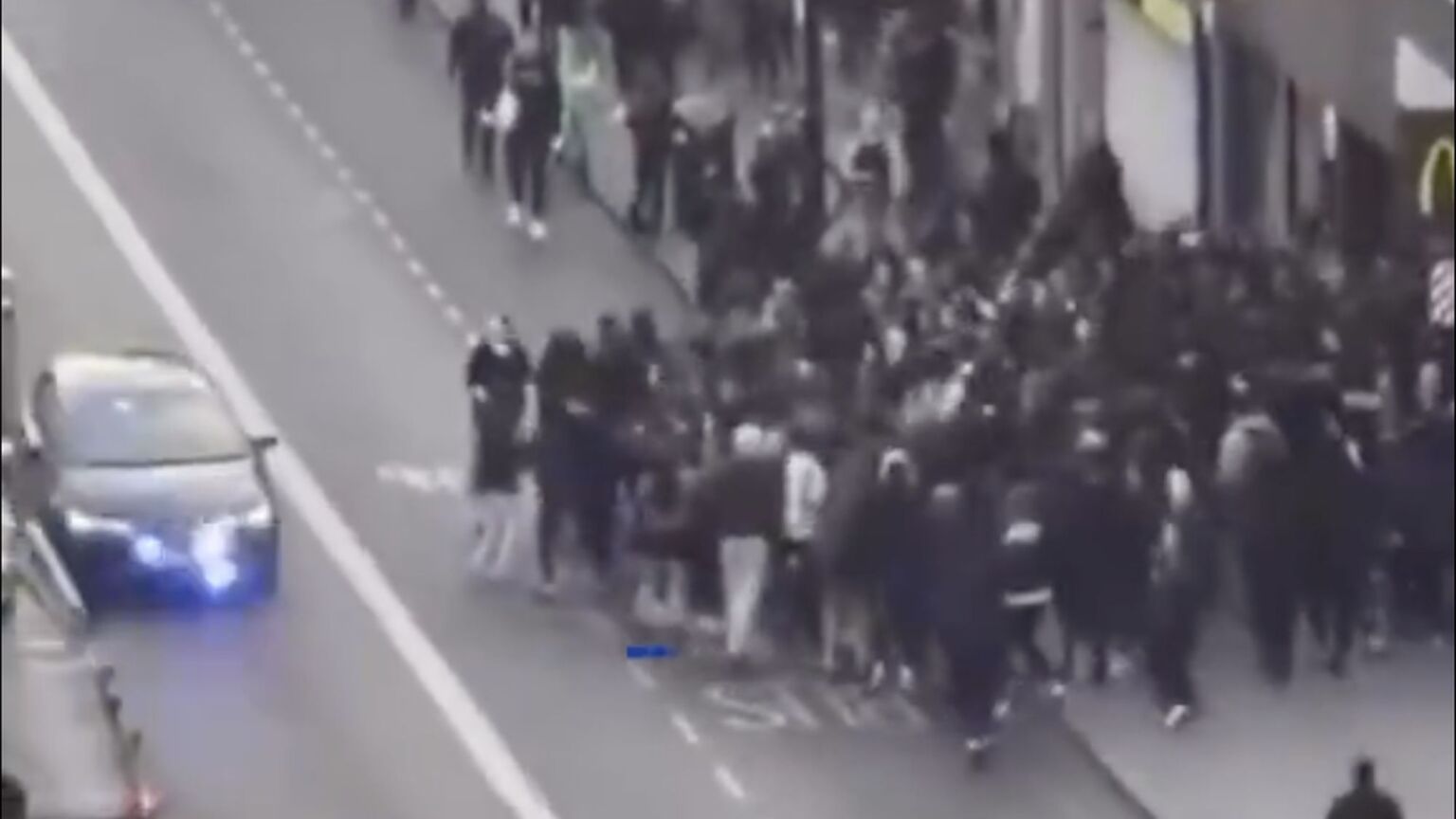 Clapham : Comment notre société faible a encouragé la foule