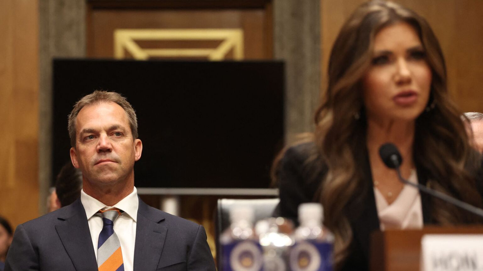 Le mari de Kristi Noem et le sombre secret des transsexuels