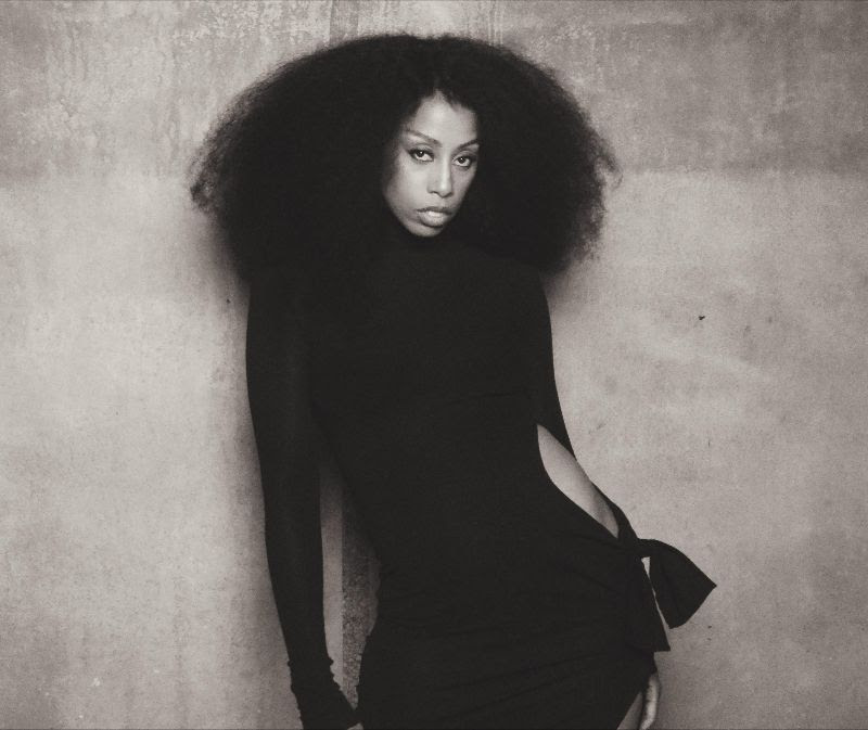 ^ “Rochelle Jordan annonce une tournée australienne suite au succès de Through The Wall”