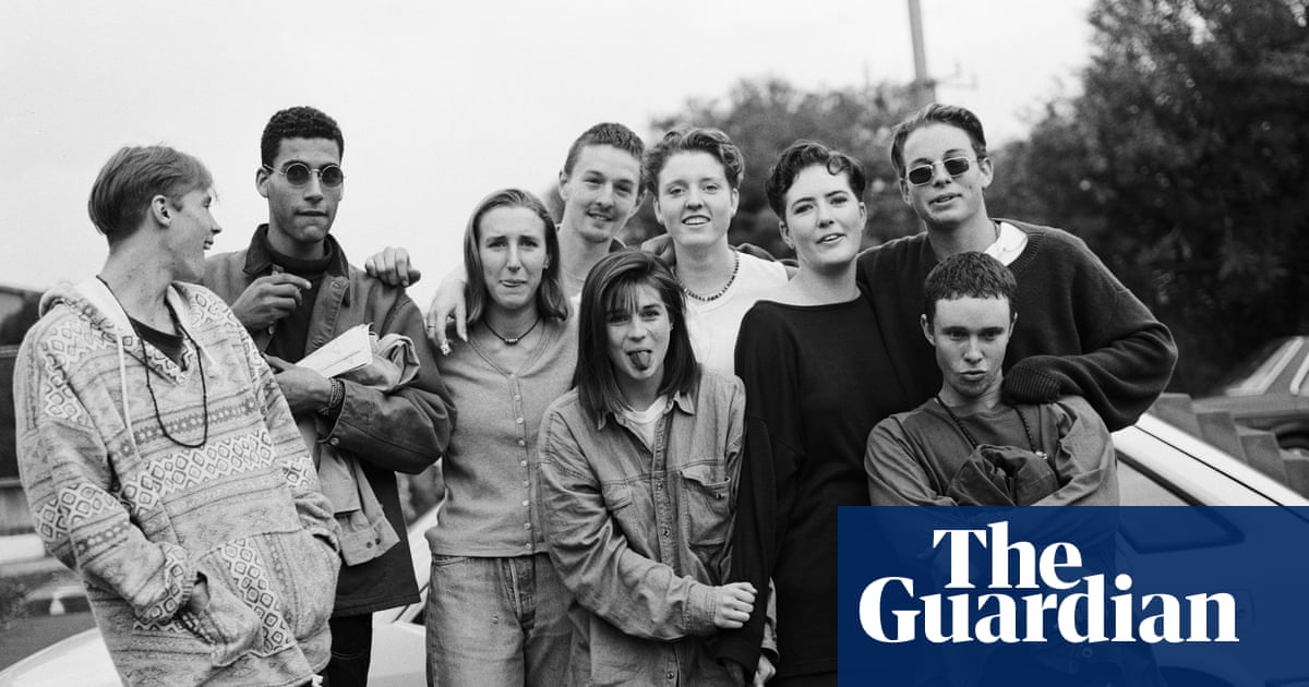 Battre la lumière : les raves de Sydney des années 90 – en images | photographie