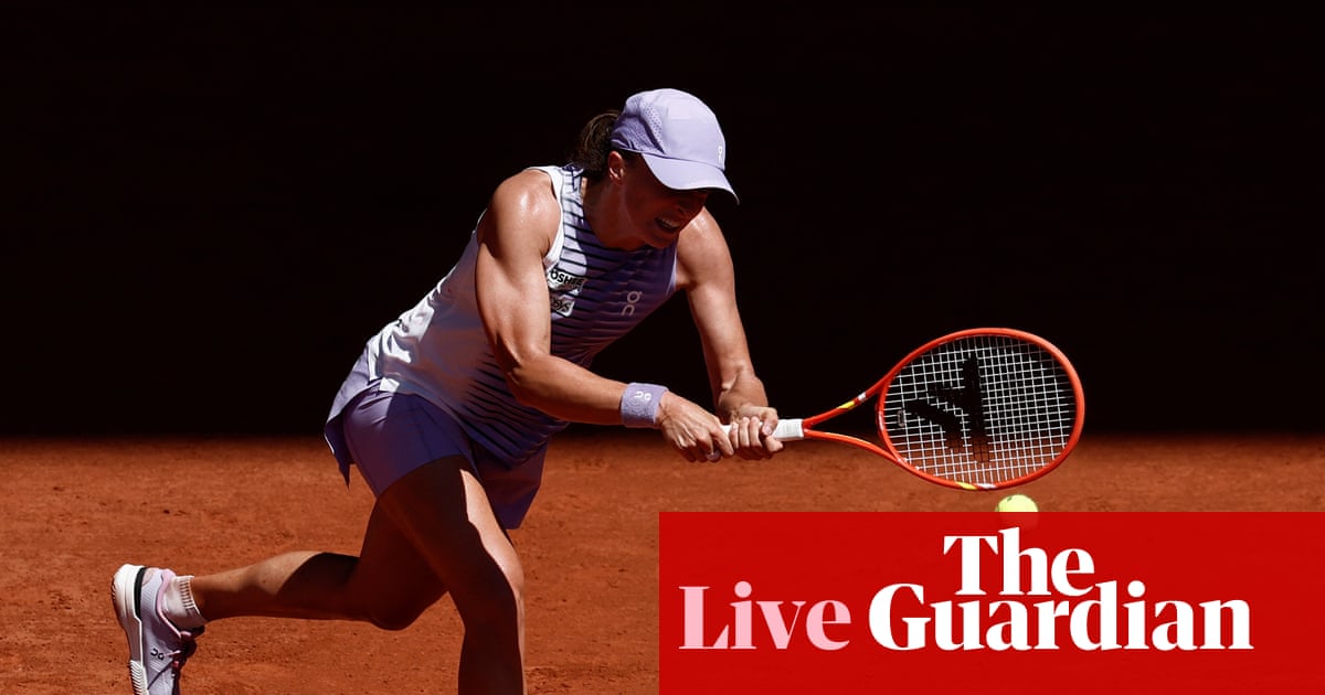French Open 2026: Swiatek through, Djokovic and Rybakina in action on day four – live | French Open 2026