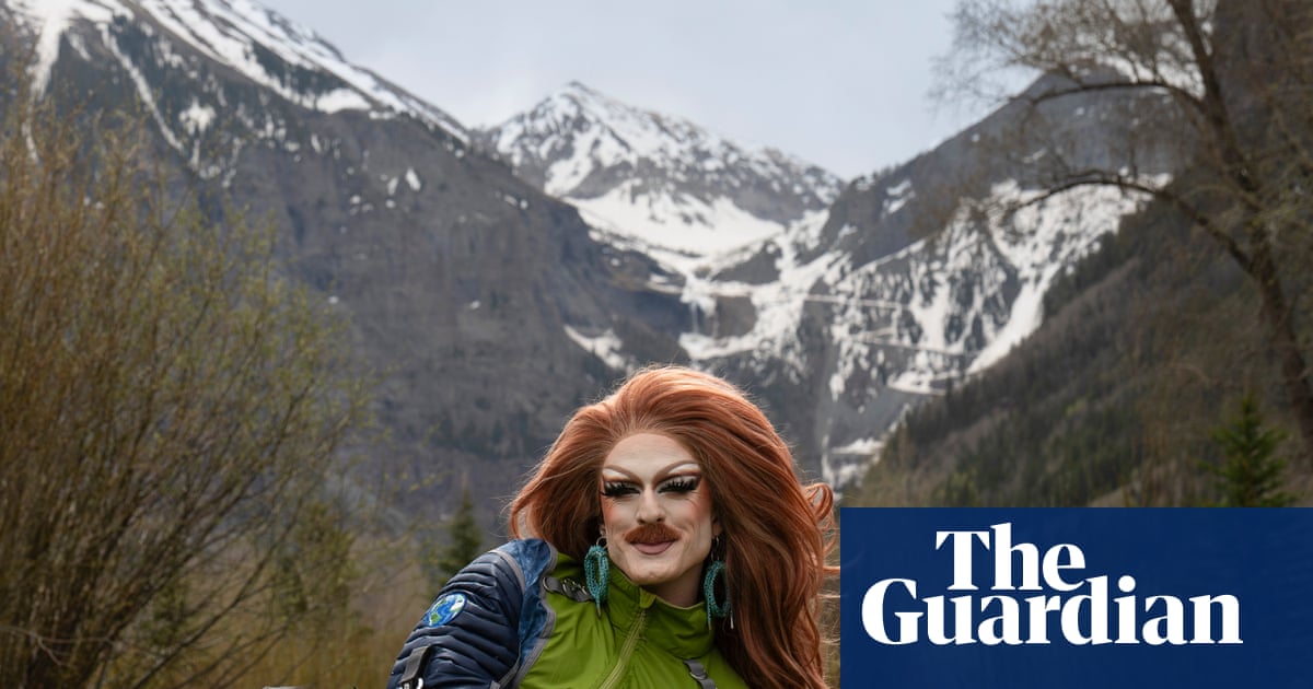 Patagonia poursuit la drag queen Pattie Gonia pour violation de marque | Tirer