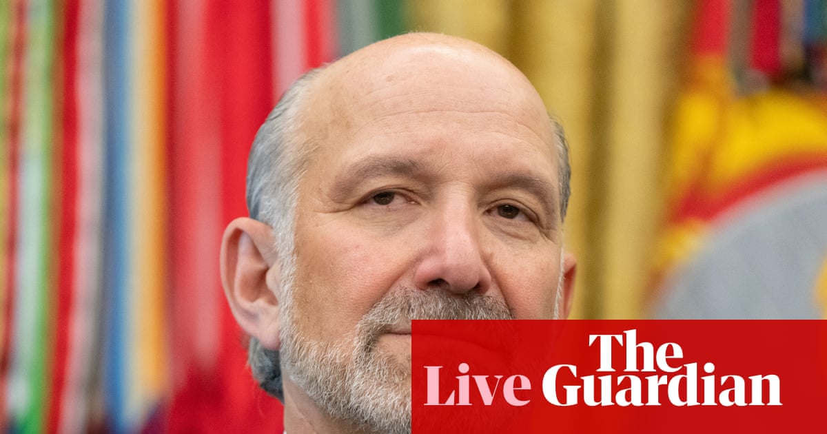 Le patron du commerce, Lutnick, fait face aux critiques d'Epstein lors d'un entretien à huis clos – La politique américaine en direct | Actualités américaines