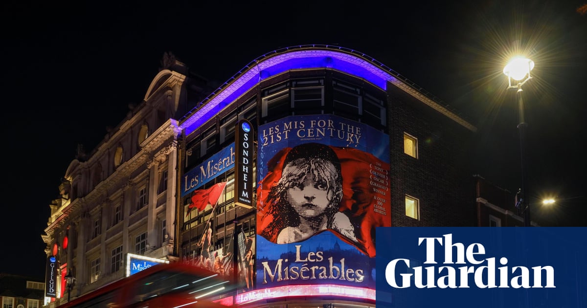 Certains spectacles du West End pourraient « disparaître » alors que les membres d'Equity soutiennent d'éventuelles grèves | extremite ouest