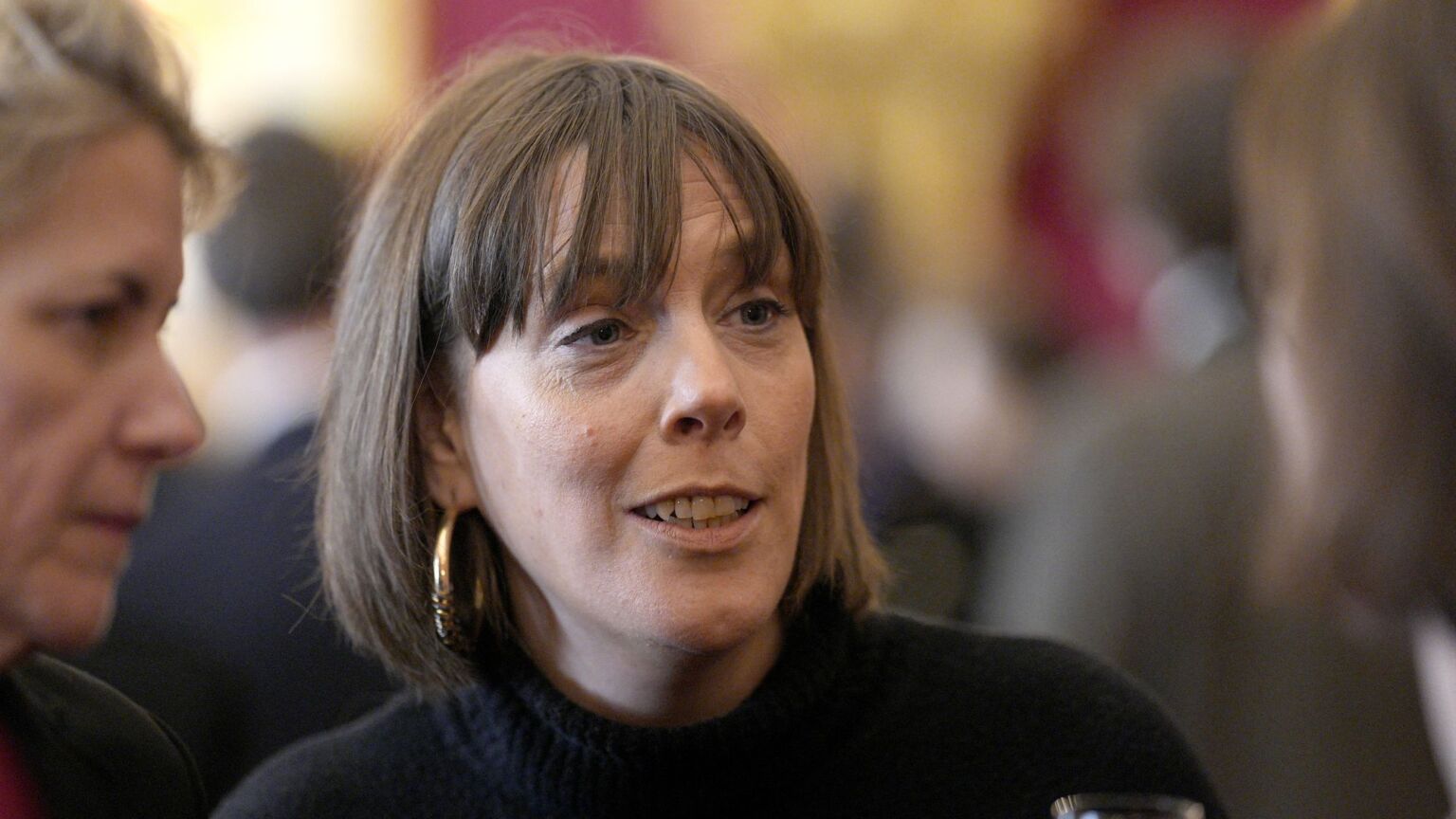 Bonne chance, Jess Phillips