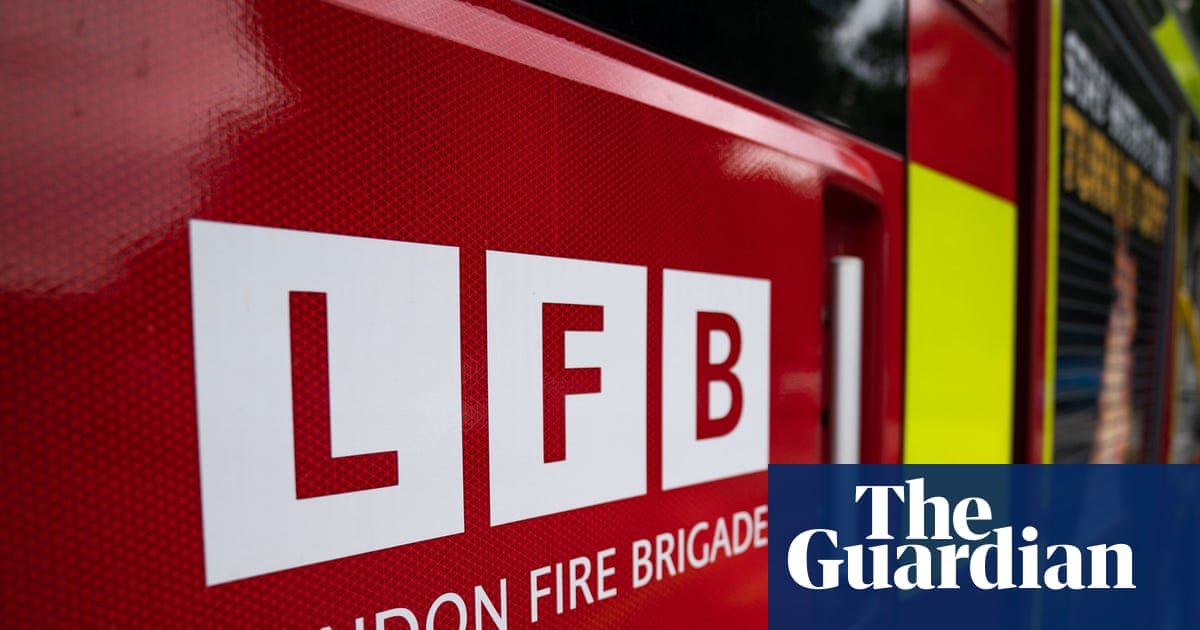 Trois hommes sont morts dans l’incendie d’un immeuble à l’ouest de Londres | Londres