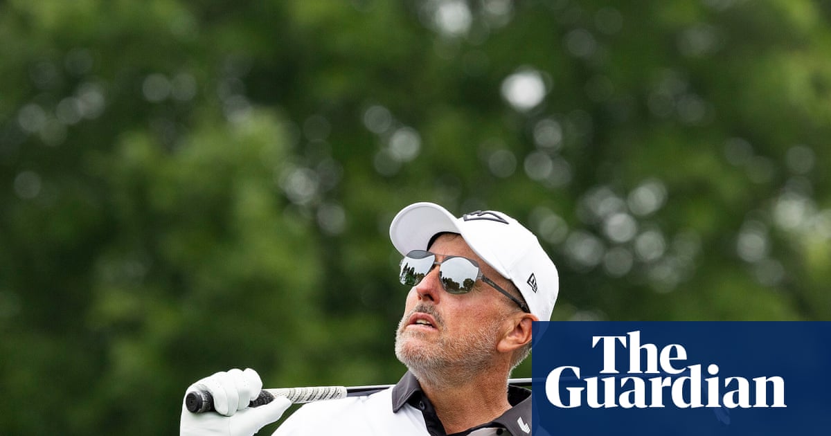 Phil Mickelson aurait été banni du club de golf pour « contact inapproprié » présumé avec une femme | Phil Mickelson