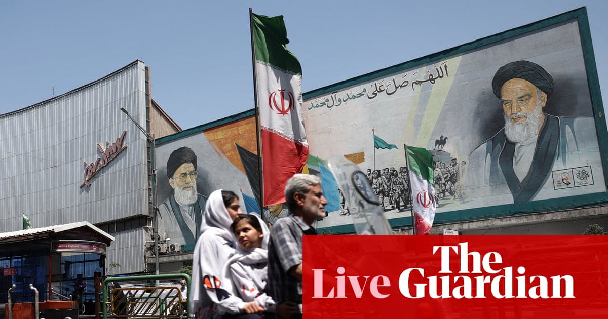 Krise im Nahen Osten live: Iran startet umfassende Vergeltungsangriffe nach US-Angriffen wegen abgestürztem Hubschrauber | US-israelischer Krieg gegen Iran
