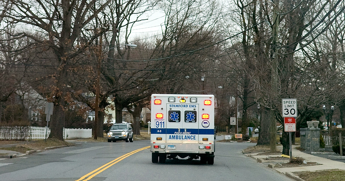 Travaillez-vous ou faites-vous du bénévolat pour les services médicaux d’urgence du Connecticut ? Nous voulons avoir de vos nouvelles. —ProPublica