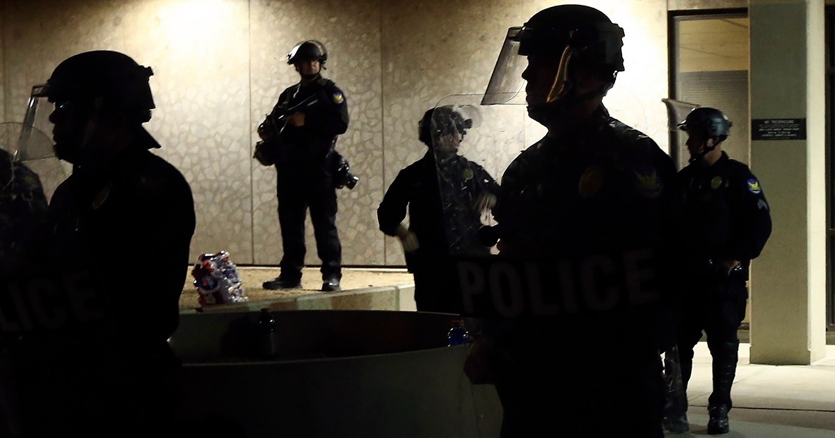 La violence policière se poursuit dans les villes où le ministère de la Justice de Trump a abandonné la réforme – ProPublica