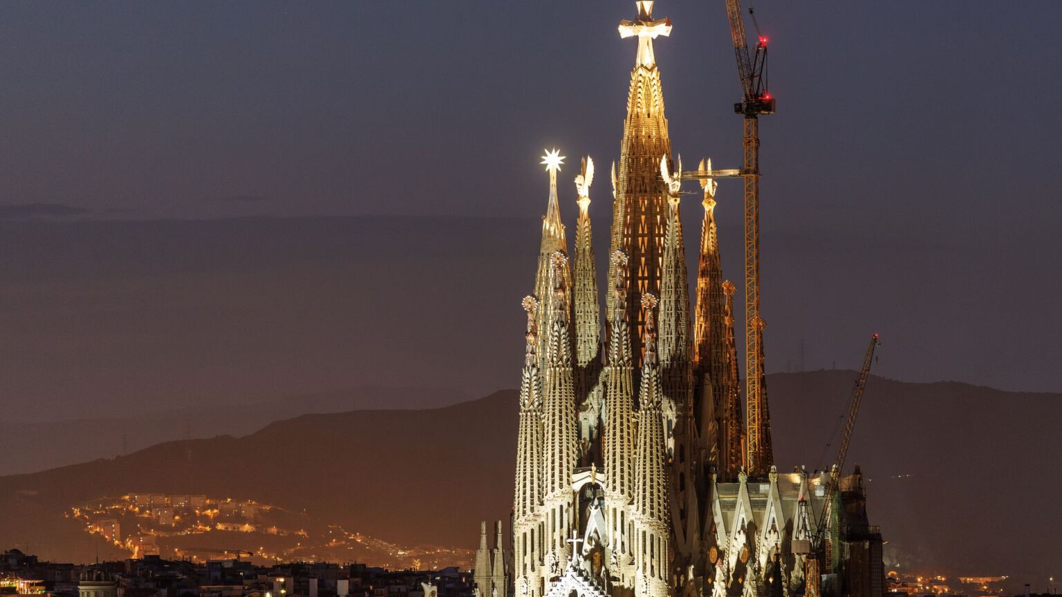 Sagrada Familia : Pourquoi nous ne pouvons pas vivre sans de beaux bâtiments