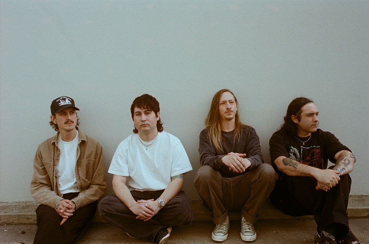 Track : Movements annonce un nouvel album, Happier Now, et partage “Everything Is Fine”