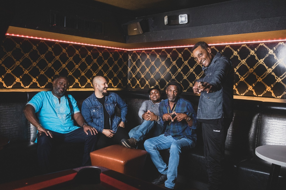 “Les Original Wailers ramènent l'esprit de Bob Marley en Australie avec le One Love Tour 2027.”