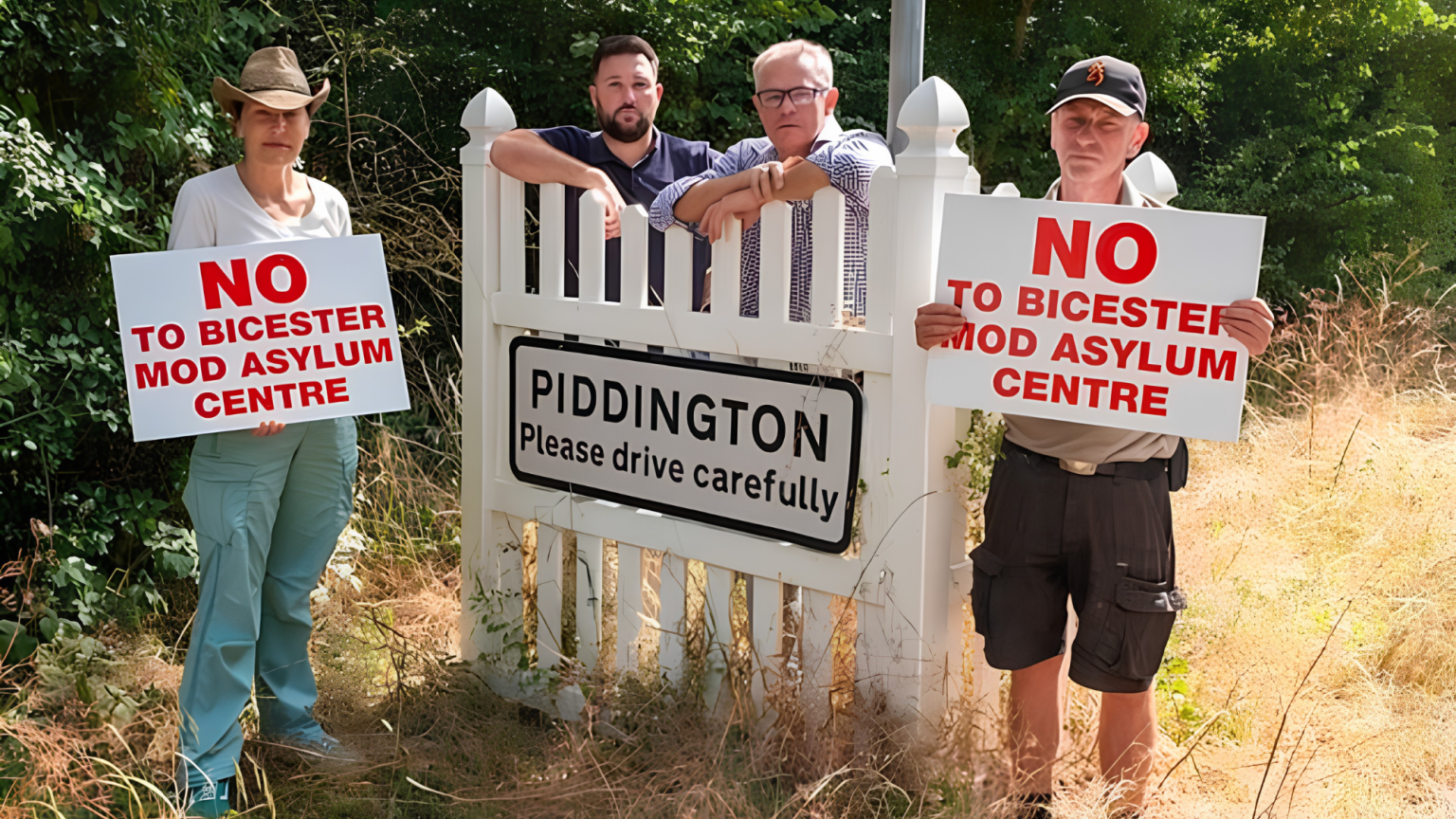 Pourquoi il y a des émeutes dans un village de l'Oxfordshire à cause de l'immigration clandestine