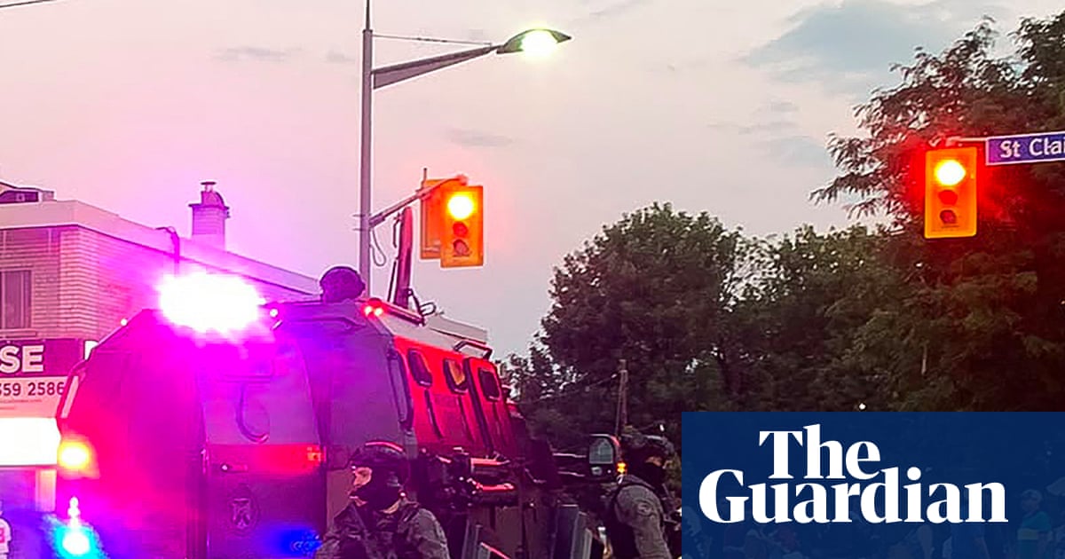 Tir à Toronto : deux morts et trois blessés alors que la police recherche le tireur actif | Toronto