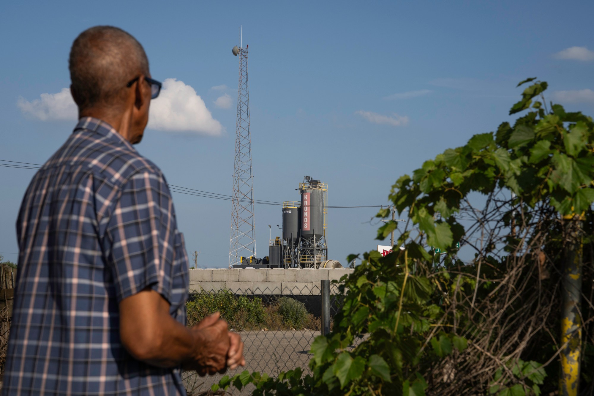 How a Moroun-Owned Concrete Plant Took Over a Detroit Community — ProPublica