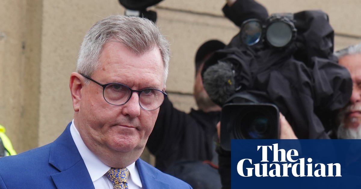 Jeffrey Donaldson fait appel de sa condamnation pour pédophilie | Irlande du Nord