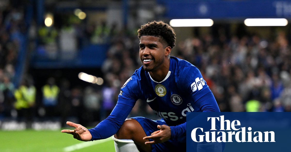 Manchester United a Andrey Santos en ligne de mire, mais Chelsea valorise le milieu de terrain à 50 millions de livres sterling | Fenêtre de transfert