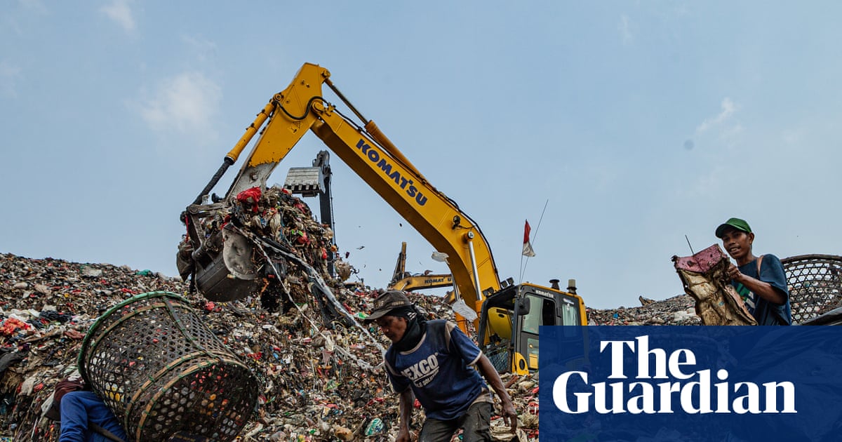 « Les déchets ne s’arrêtent pas » : la vie dans les montagnes de déchets de la plus grande ville du monde | Indonésie