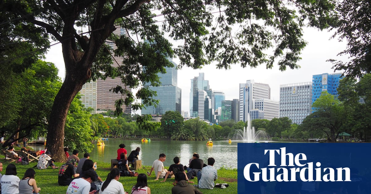 « C'est bien de ne rien faire » : pourquoi des centaines de personnes se sont rassemblées pour s'asseoir tranquillement à Bangkok un week-end en Thaïlande