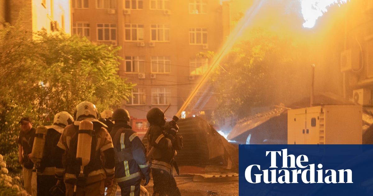 La Russie attaque Kiev avec des missiles et des drones, incendiant des bâtiments et faisant des blessés | Ukraine