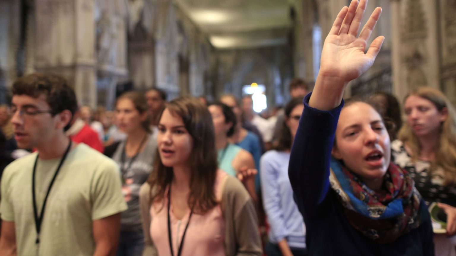 Pourquoi les jeunes viennent à l'église