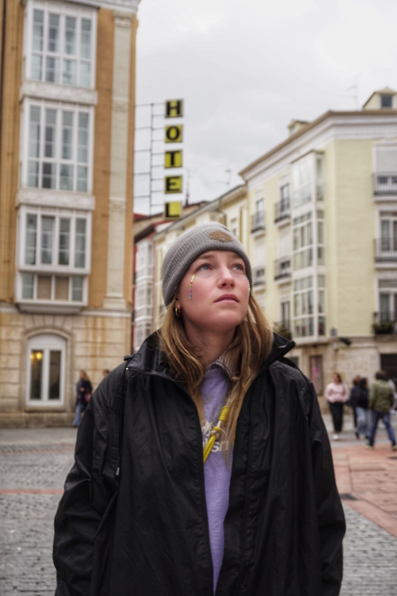 Piste : Georgie Winchester revient avec un nouveau morceau réfléchi « Dust & Salt ».