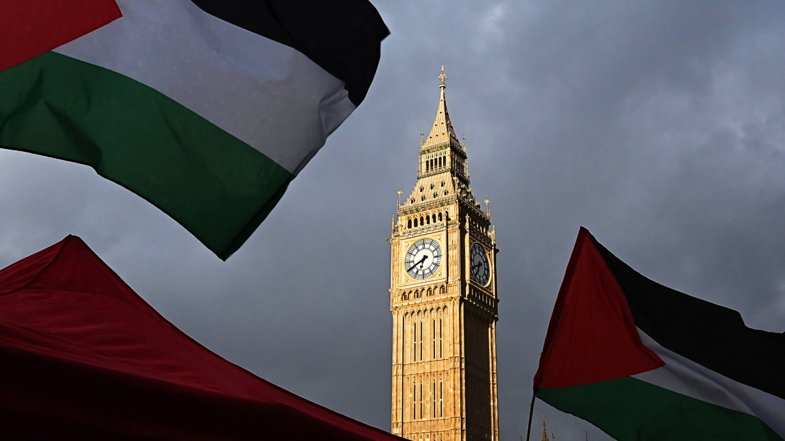 Pourquoi les députés britanniques sont-ils si follement obsédés par Israël ?
