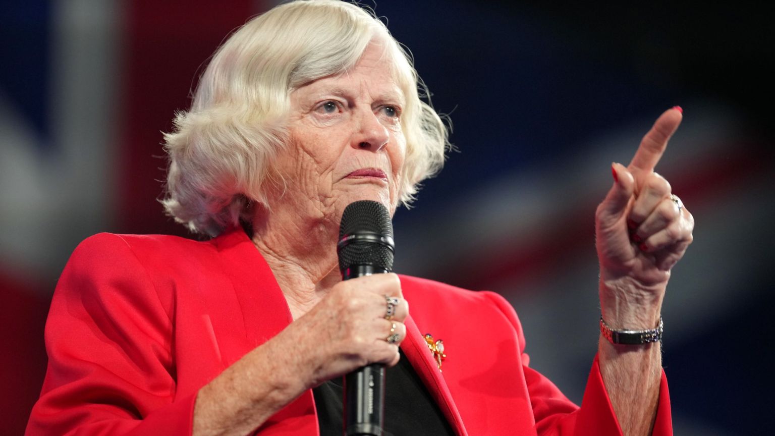 Ann Widdecombe était une compagnie impressionnante, généreuse et merveilleuse