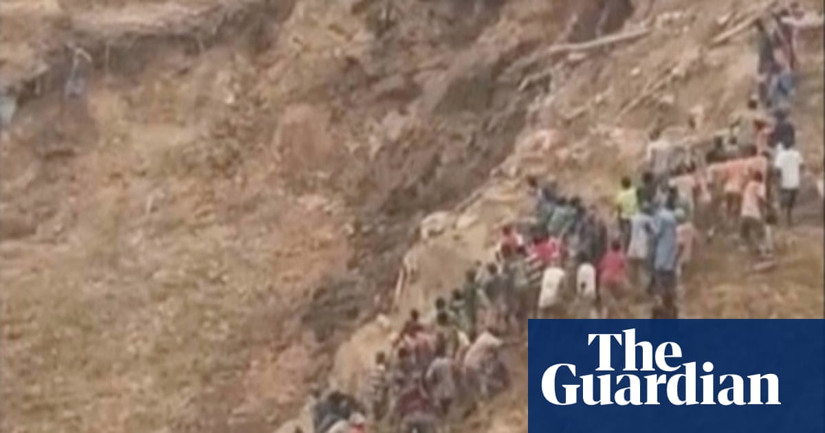 More than 100 dead after goldmine collapses in Central African Republic | Central African Republic