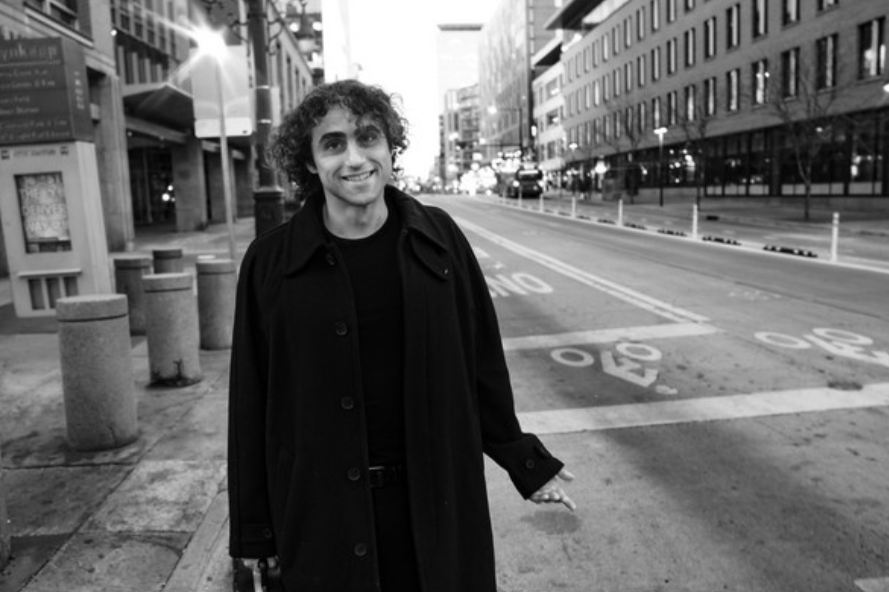 News: Chris Pannella Shares Emotional New Single ‘Holdin On’