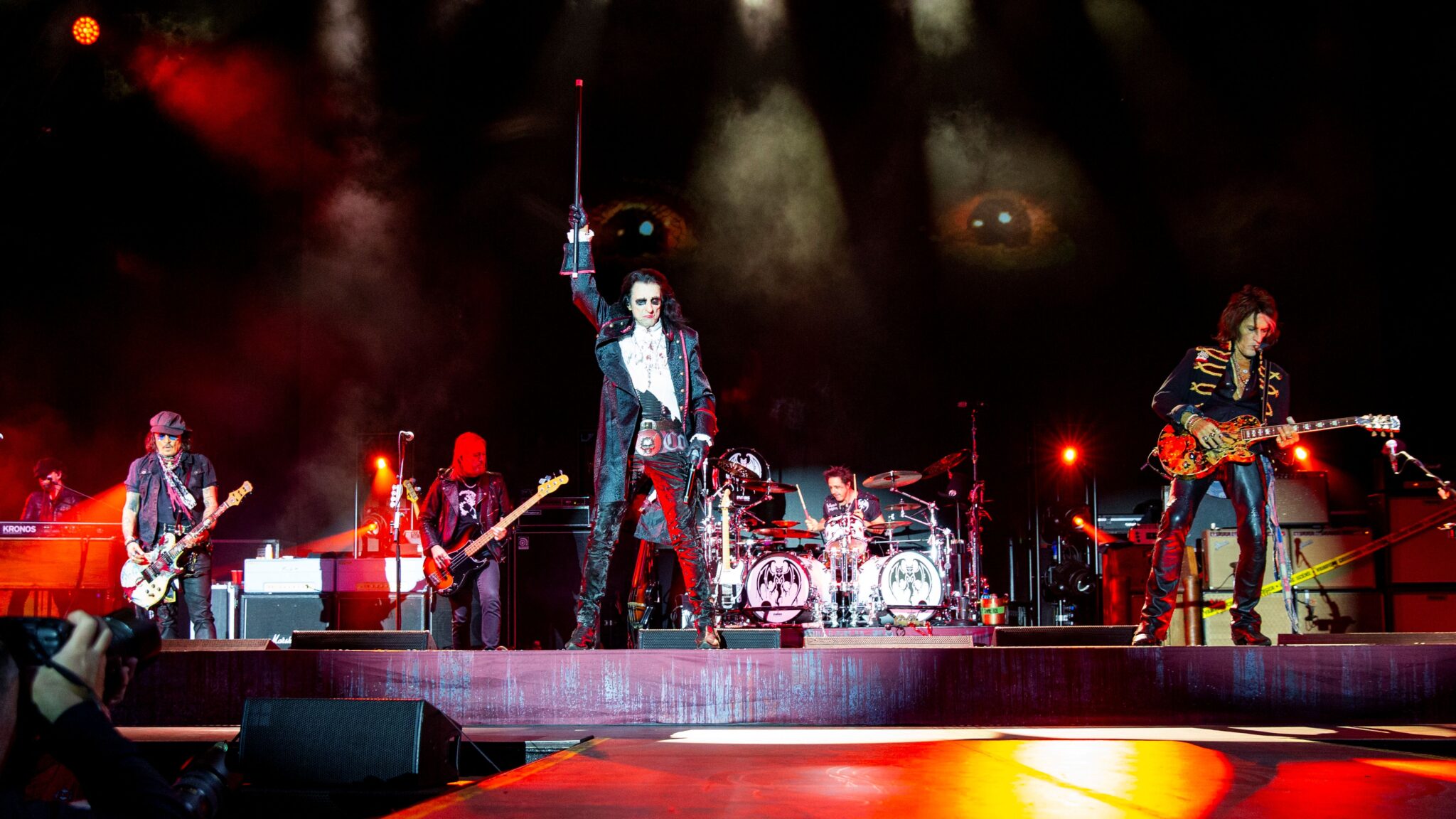 Live Review: Hollywood Vampires – Halifax, 22.08.26