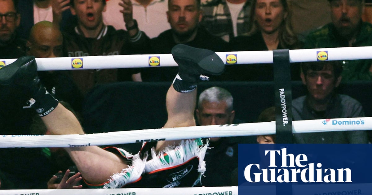 Boxer Thomas Carty falls out of ring after 92 seconds in bizarre no-contest | Boxing