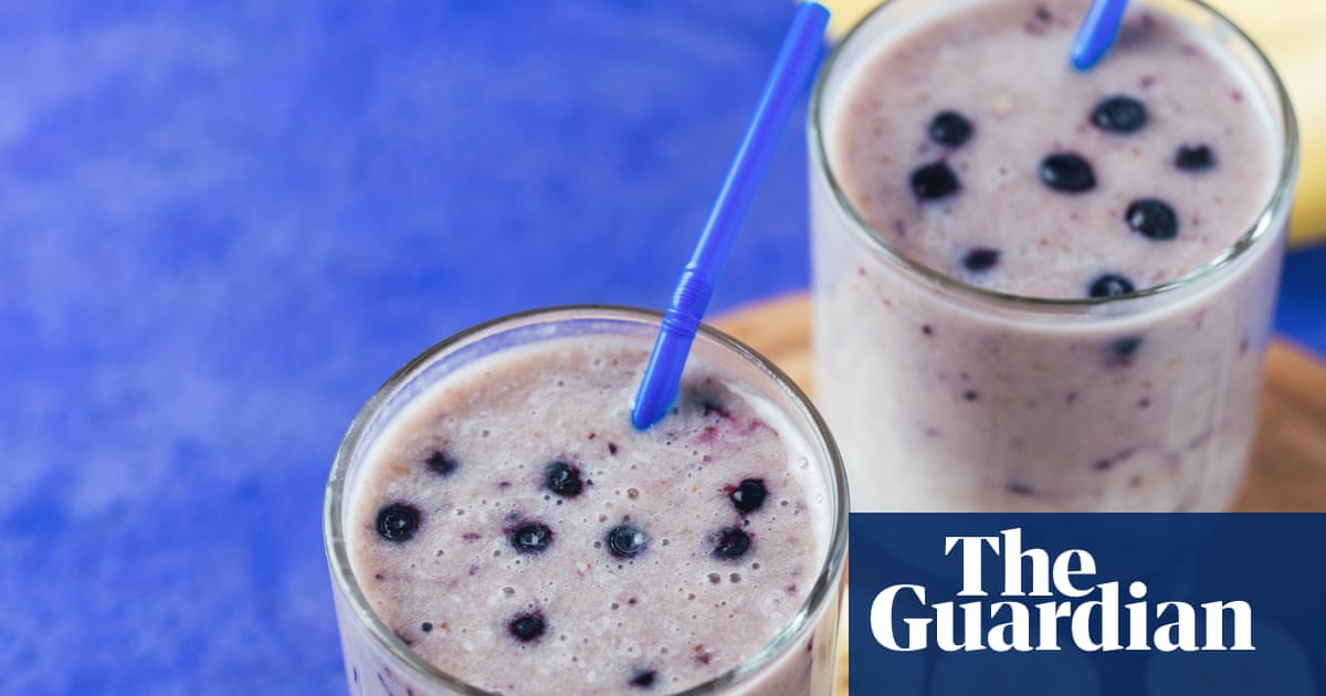 A scientist said bananas ‘kill’ the benefit of blueberries. Is that true? | Well actually