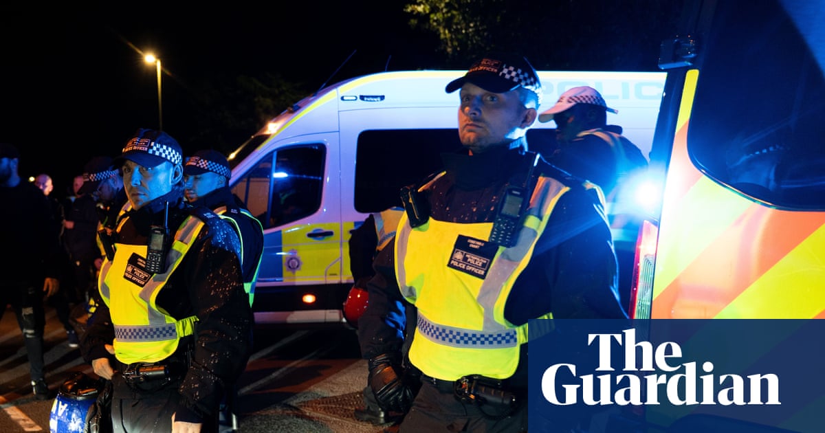 Three charged with assault after anti-migration protests in Hampshire | UK news