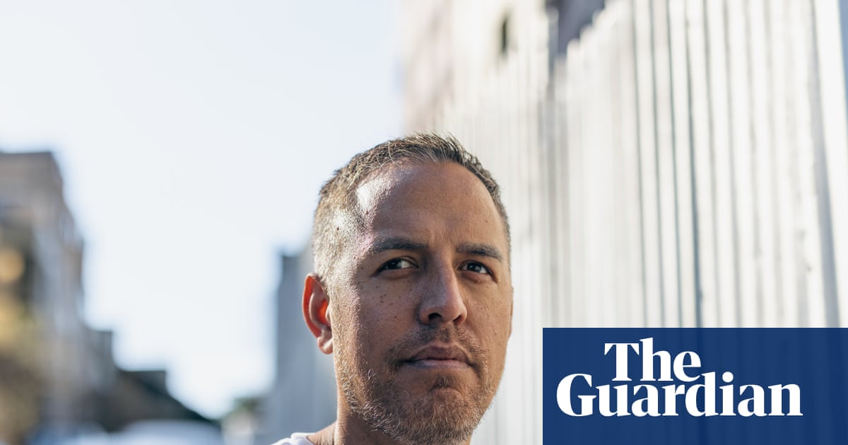 A tight election looms in New Zealand. This time, overseas voters could be bad news for the big parties | New Zealand