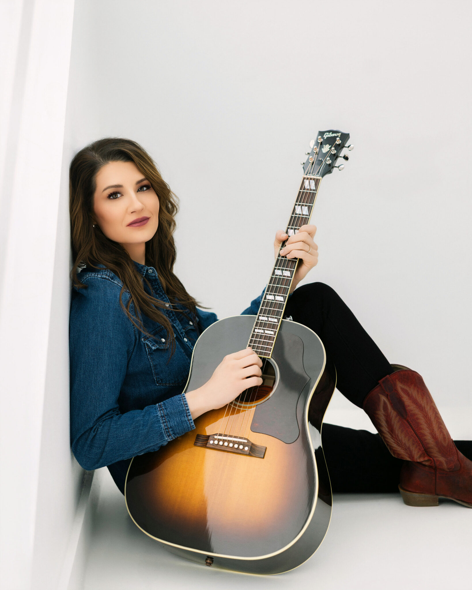News: St. Louis Singer-Songwriter Lindsey Wood Releases New Single ‘Someday Love’