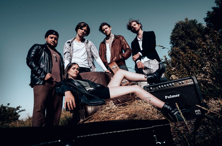 News: Dutch Indie Alt-Rock Quintet After Eight Shine On Debut EP ‘The Reach’