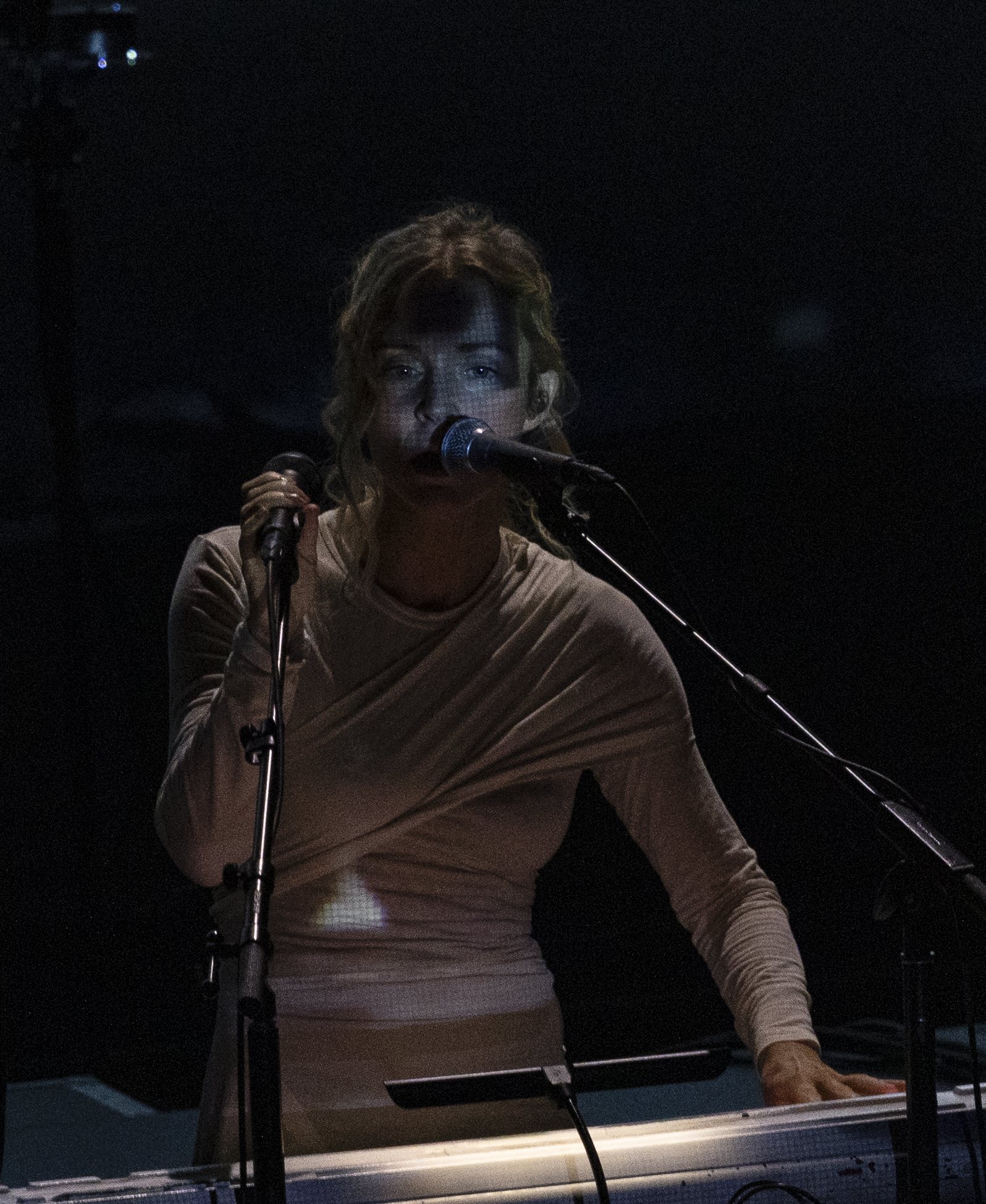 Live Gallery: Agnes Obel mesmerises the Sydney Opera House 27.09.2026