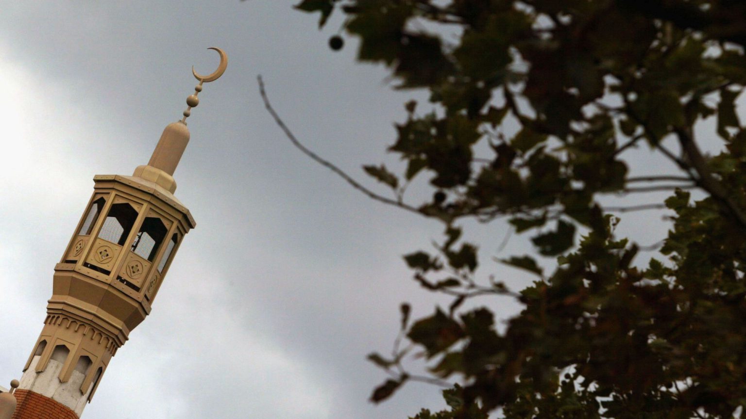 The challenge of Islam to British society