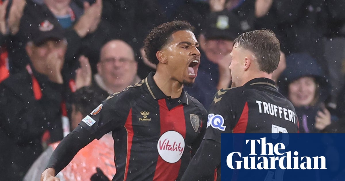 Bournemouth enjoy night to remember as 10-man Milan fail to weather storm | Europa League
