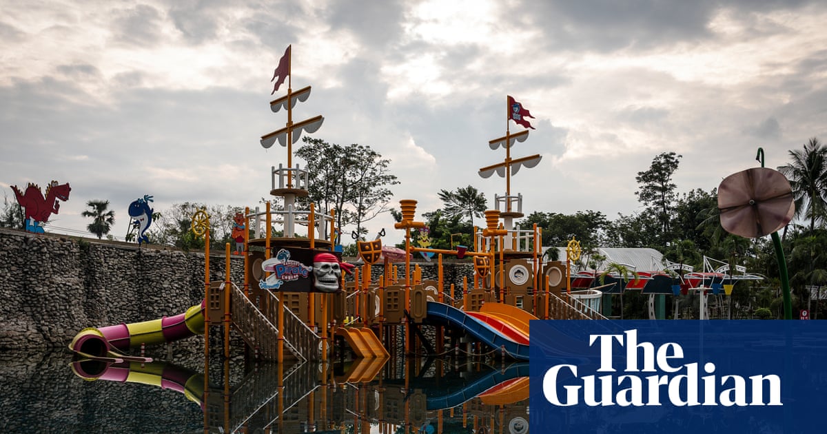 An eerie trip inside Thailand’s oldest amusement park, deserted after flooding | Thailand