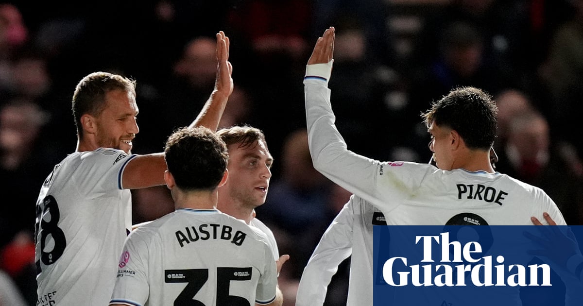Championship roundup: Soucek doubles up as West Ham hit nine-man Lincoln for six | Championship