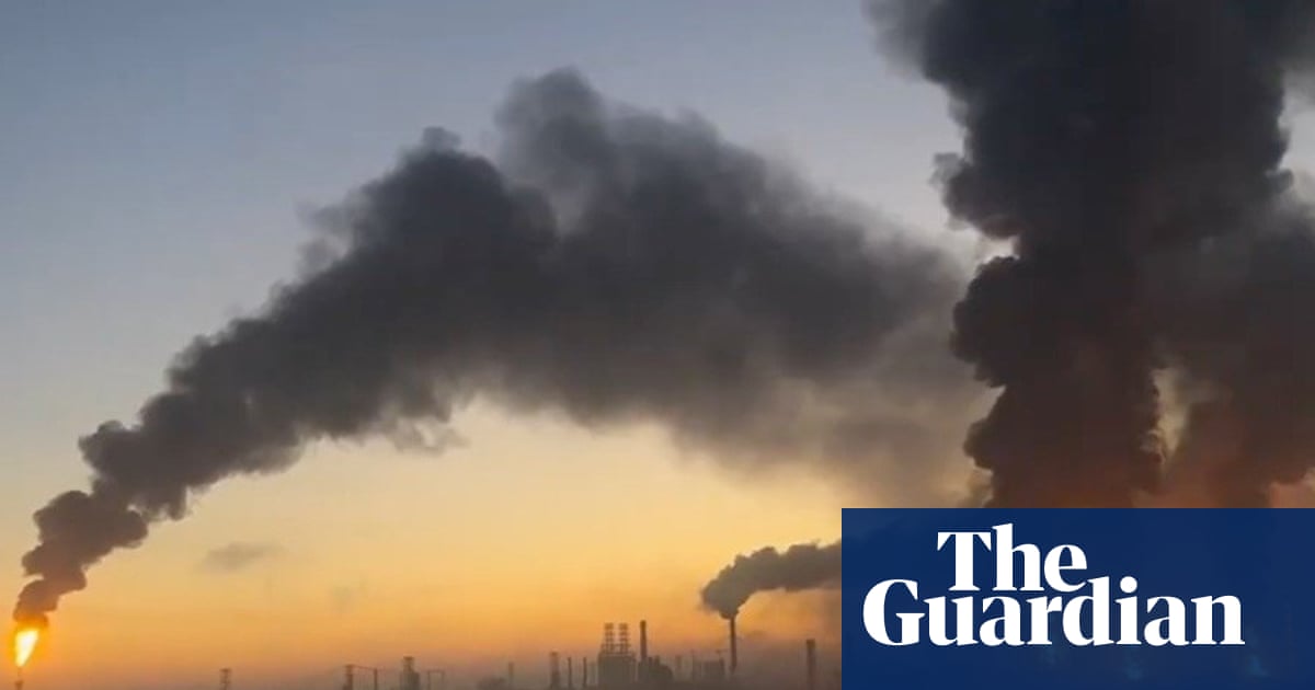 Ukraine persists with Russian oil refinery strikes, defying Trump on fuel price warnings | Ukraine
