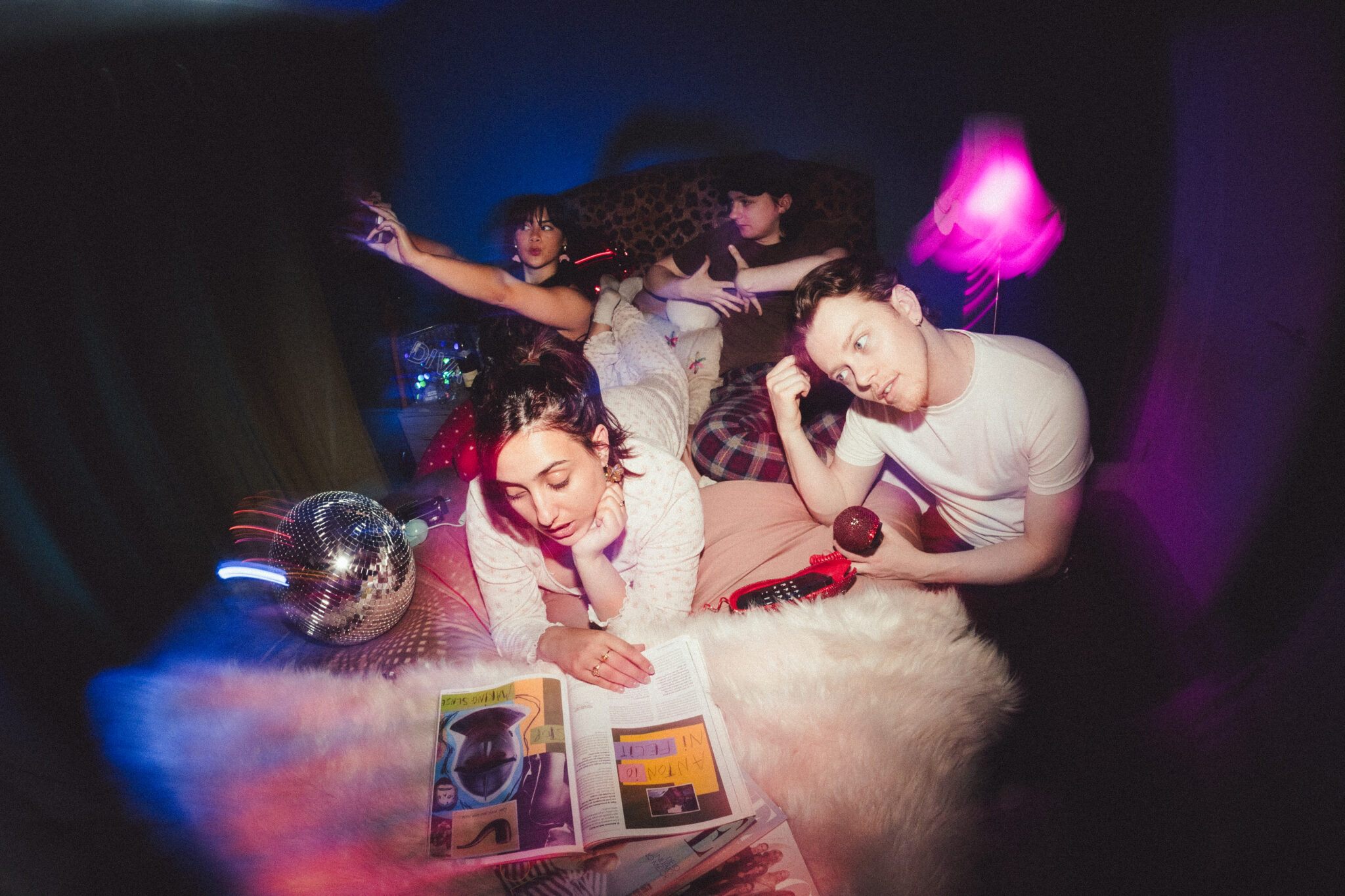 News: Belfast indie-Pop Quartet Running Out The Clock Share Fluorescent New Single ‘Without U’